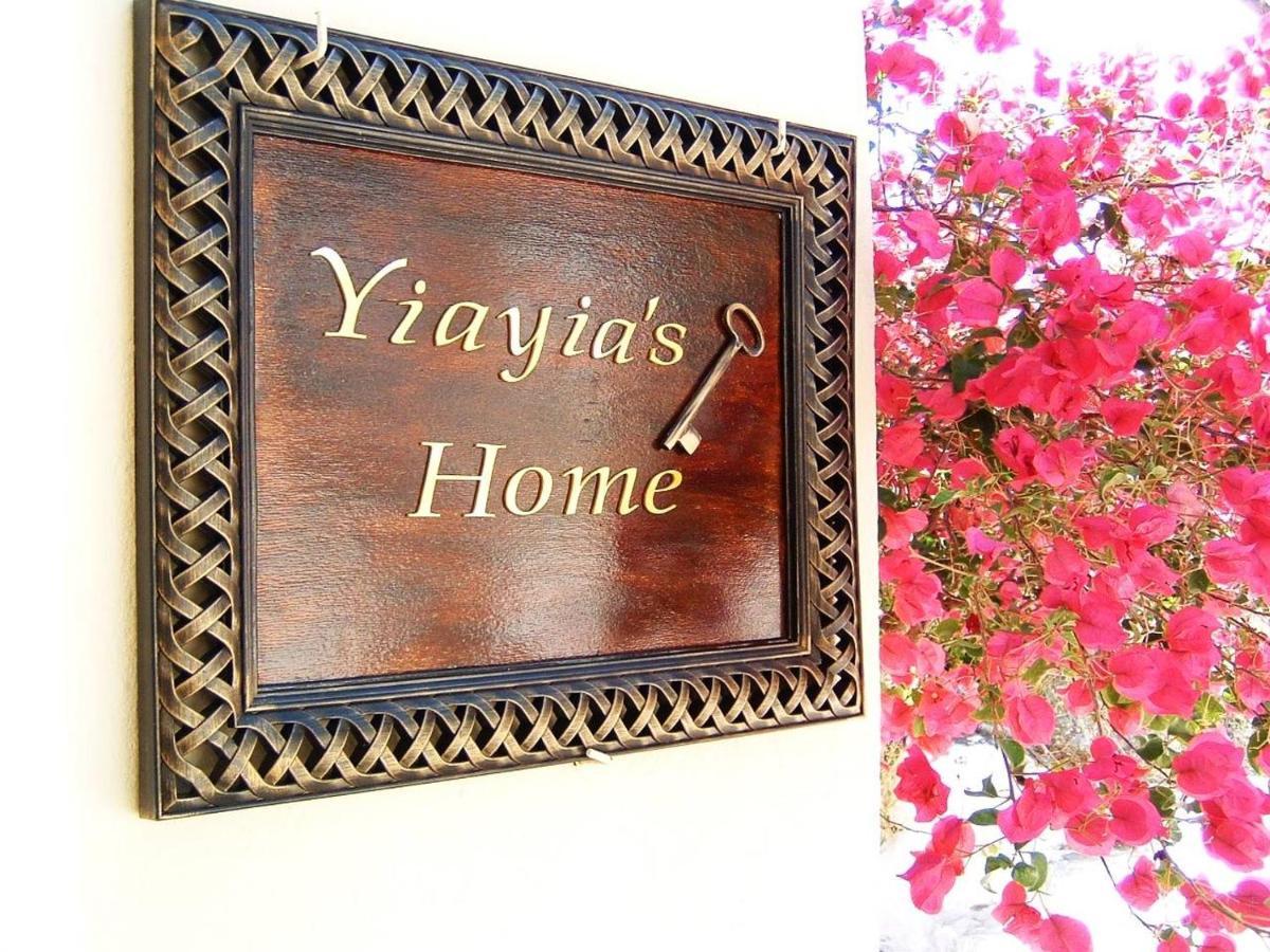 Yiayia'S Home Chalki Town Buitenkant foto
