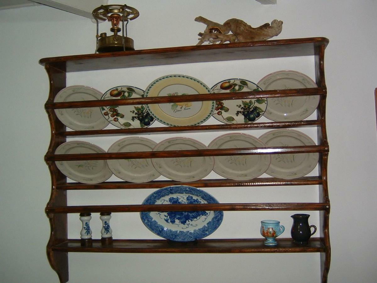 Yiayia'S Home Chalki Town Buitenkant foto