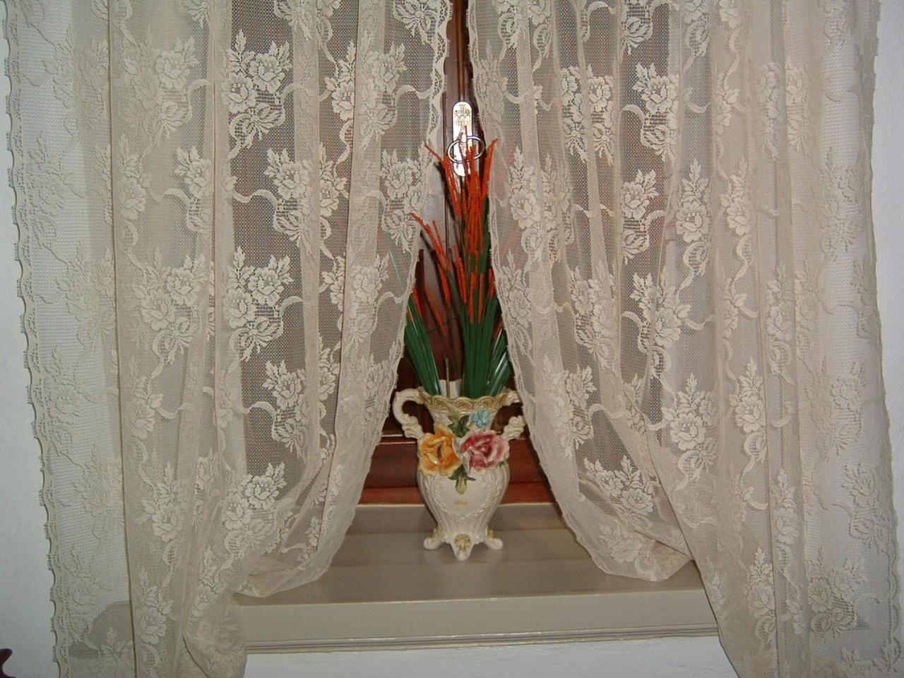 Yiayia'S Home Chalki Town Buitenkant foto
